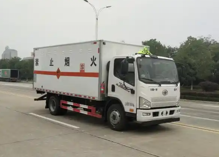 山亭爆破器材运输车可以上高速吗？